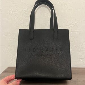 Ted Baker Elegant Black Handbag